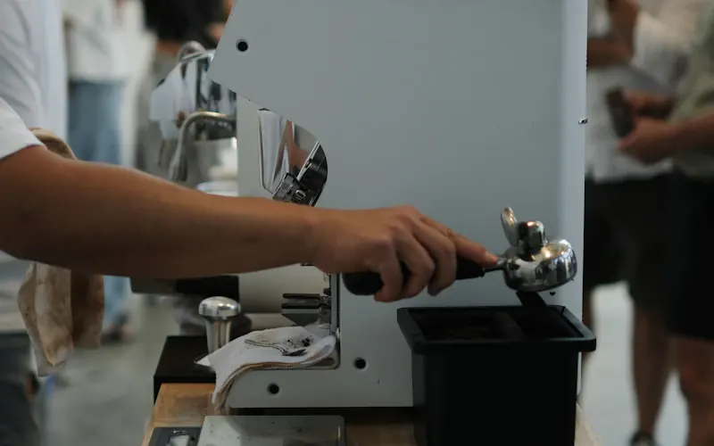 Profilage de pression espresso à la maison : machines à levier et programmables